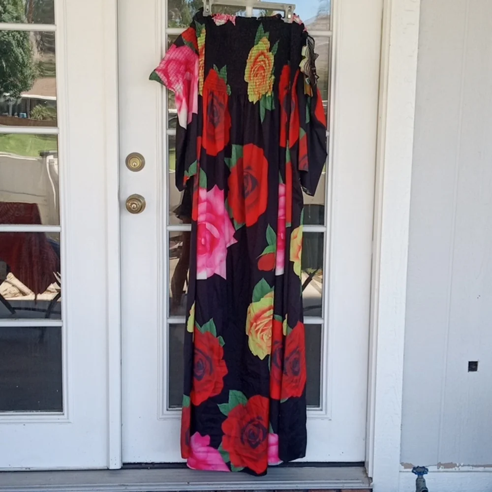Long floral maxi dress - Picture 3 of 5
